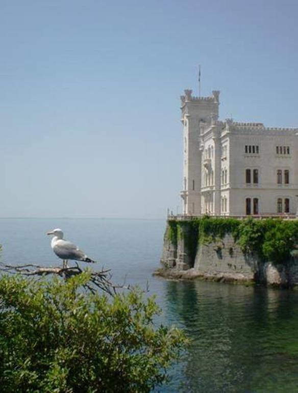 Mary Poppins'S House Bed & Breakfast Trieste Exterior photo